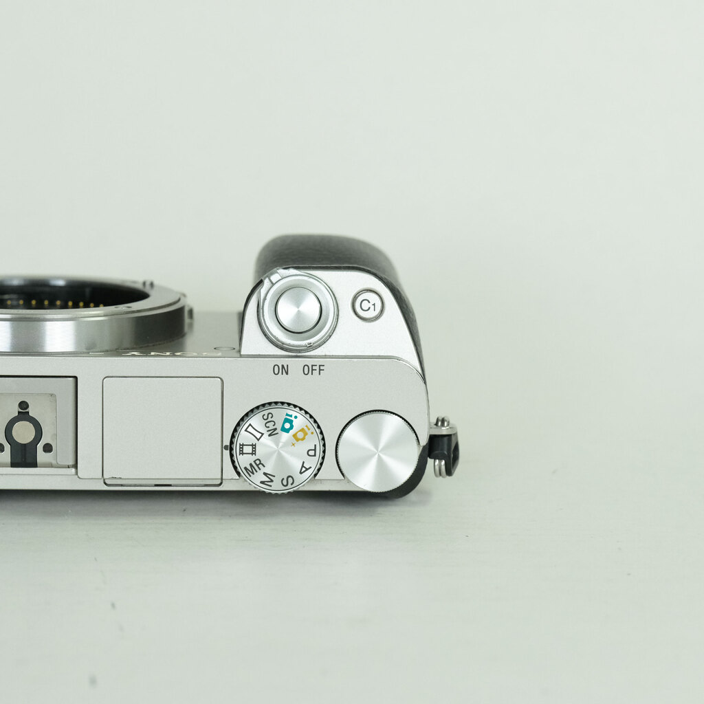 SONY α6000（ILCE-6000）