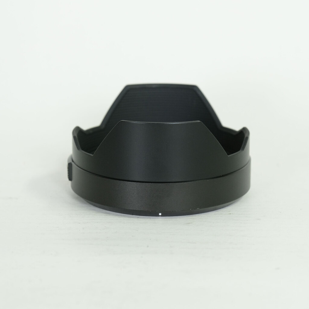 Panasonic LEICA DG VARIO-ELMARIT 12-60mm / F2.8-4.0 ASPH. / POWER O.I.S.
