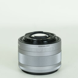Canon EF-M15-45mm F3.5-6.3 IS STM Canon EF-M15-45mm F3.5-6.3 IS STM