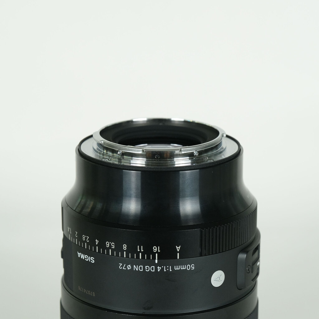 SIGMA 50mm F1.4 DG DN｜Art [ライカL用]の出品 | ONE SCENE（ワンシーン）