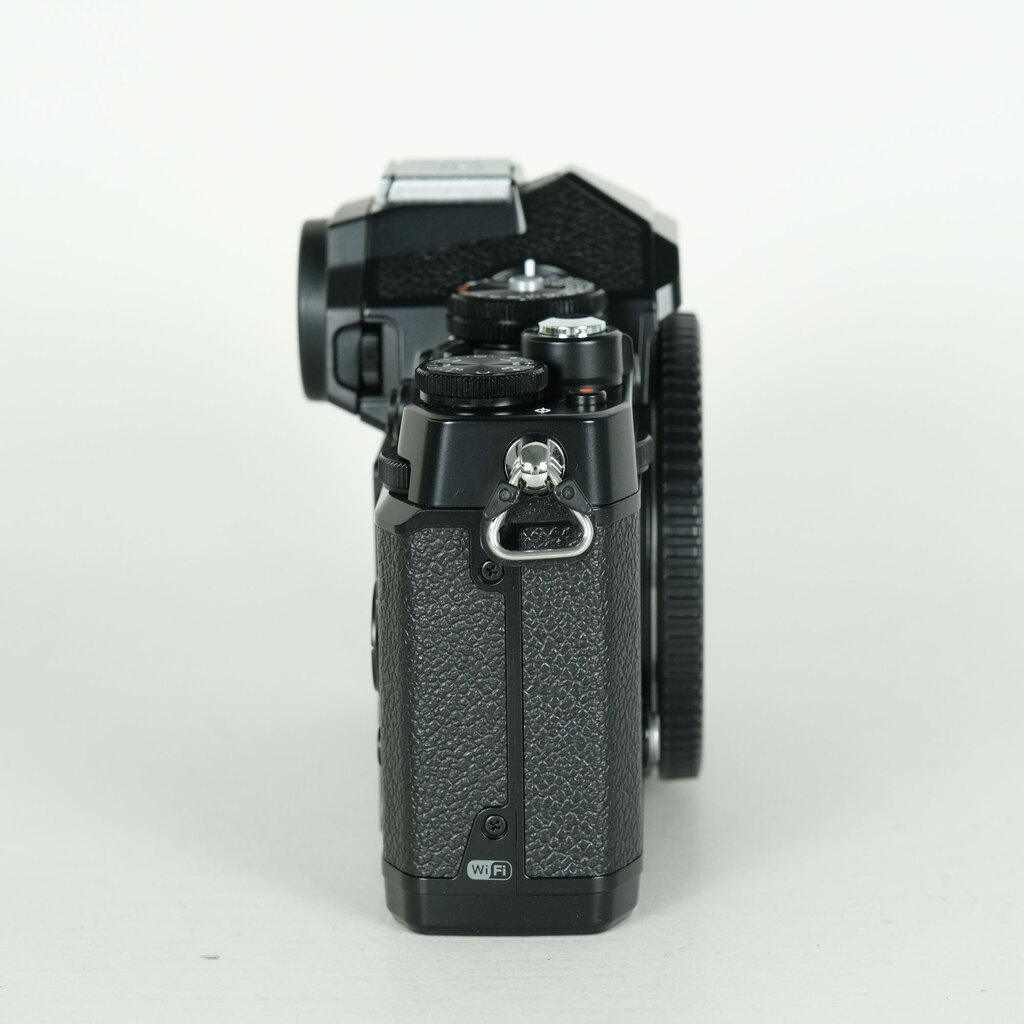 Nikon Z fc [�{�f�B �u���b�N]