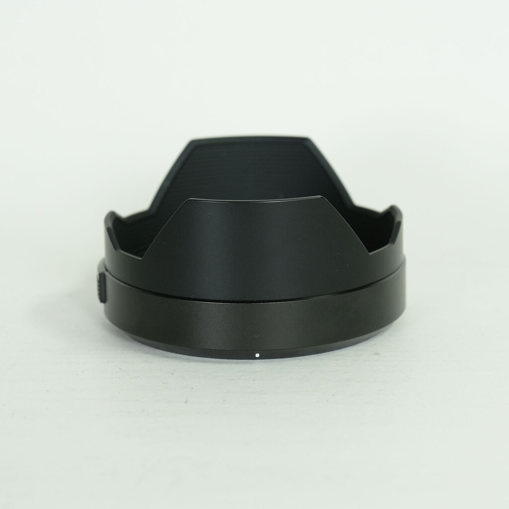 Panasonic LEICA DG VARIO-ELMARIT 12-60mm / F2.8-4.0 ASPH. / POWER O.I.S.