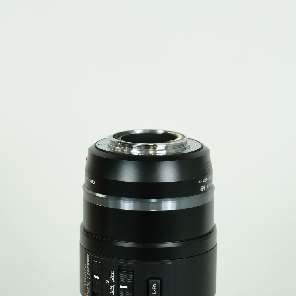 OM SYSTEM M.ZUIKO DIGITAL ED 90mm F3.5 Macro IS PRO