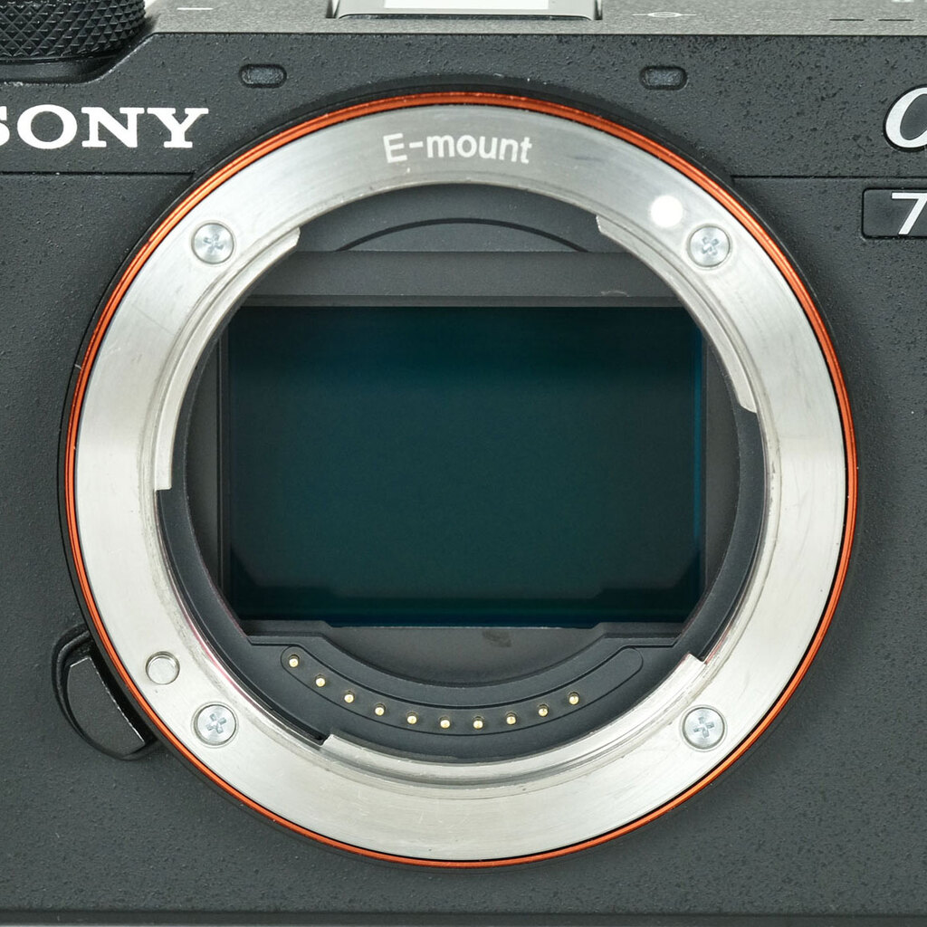 SONY α7C II（ILCE-7CM2）の出品 | ONE SCENE（ワンシーン）