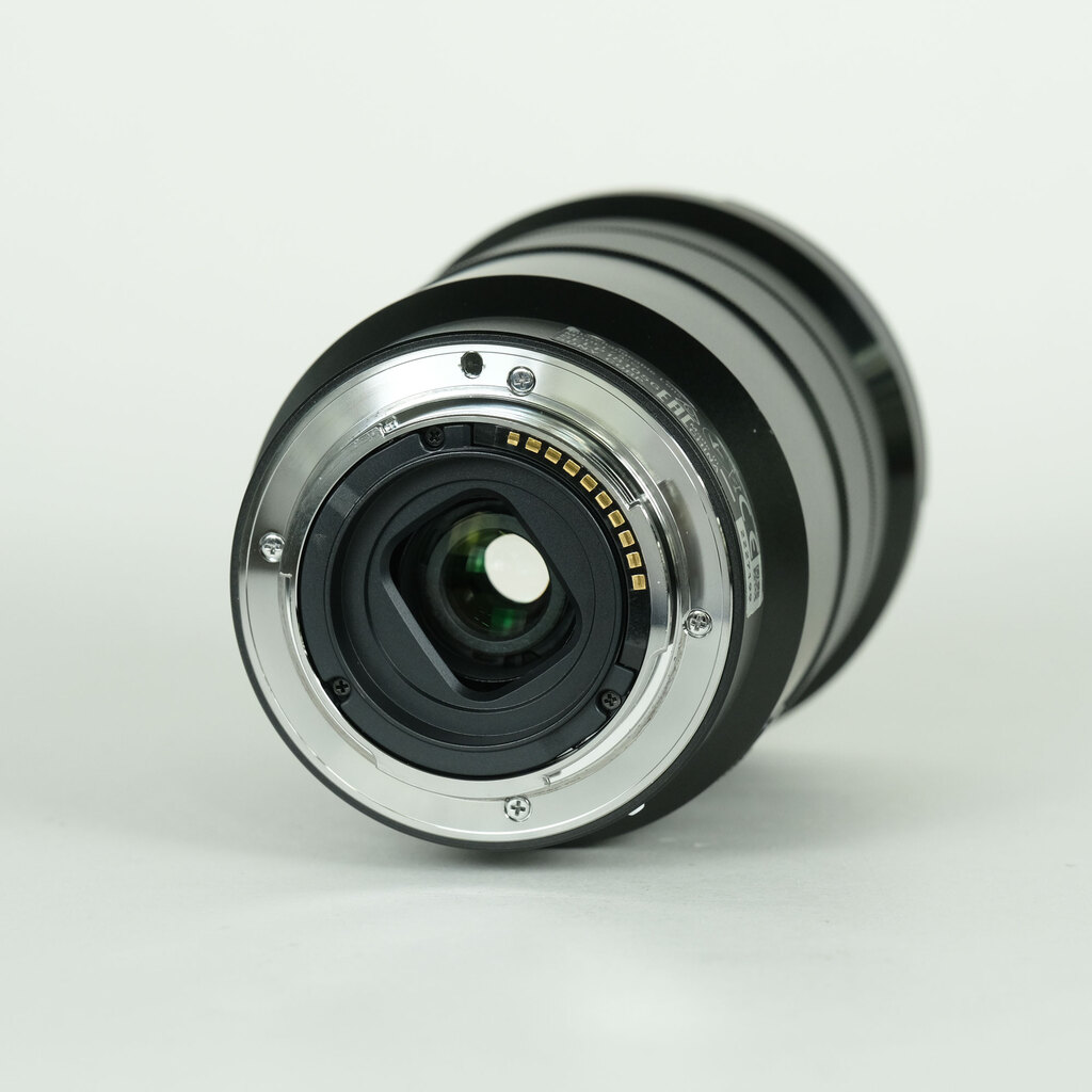 SONY E PZ 18-105mm F4 G OSS SELP18105G SONY E PZ 18-105mm F4 G OSS SELP18105G
