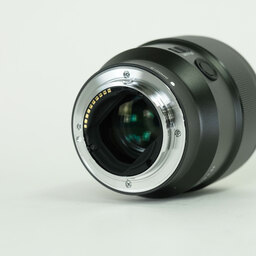 SONY FE 85mm F1.8 SEL85F18