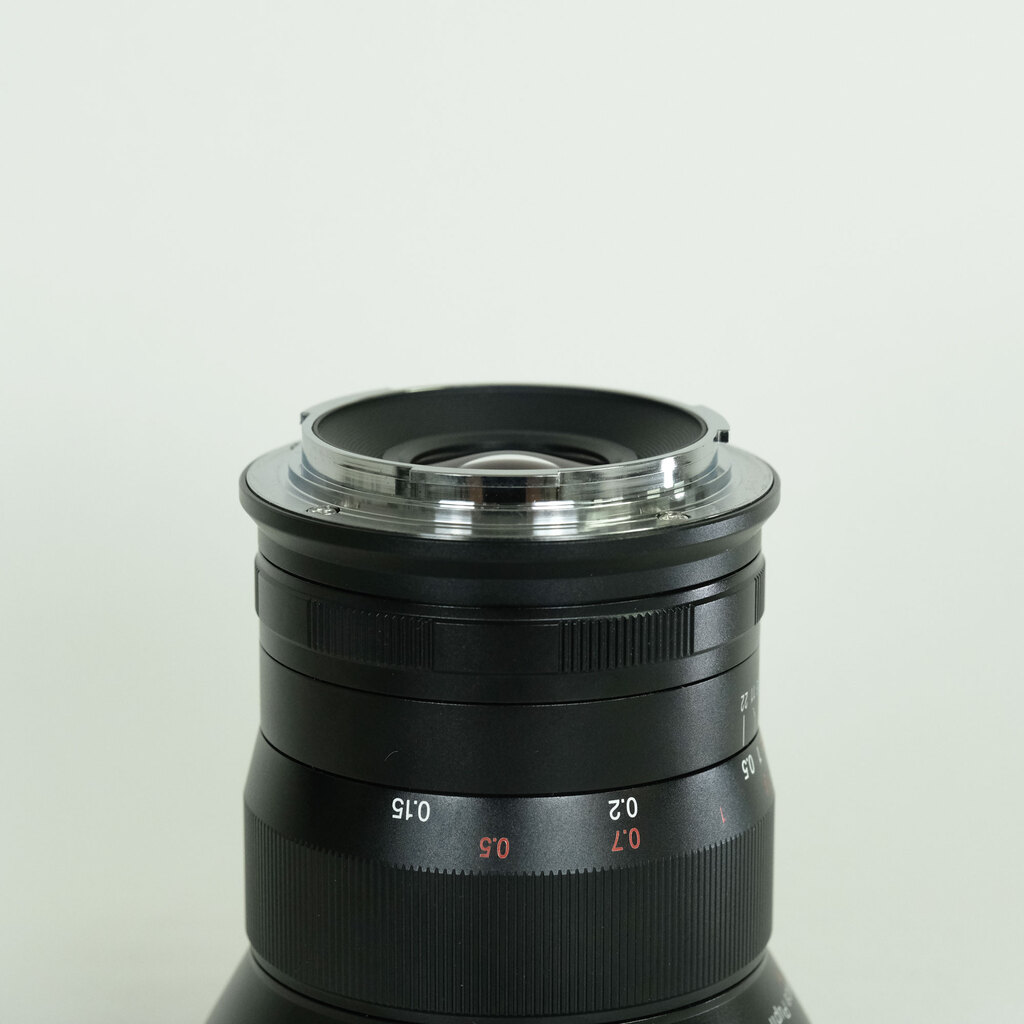 LAOWA 15mm F2 ZERO-D(キヤノンRF用) LAOWA 15mm F2 ZERO-D(キヤノンRF用)