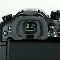 Panasonic LUMIX DMC-GH4