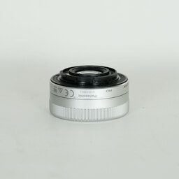 Panasonic LUMIX G VARIO 12-32mm / F3.5-5.6 ASPH. / MEGA O.I.S.