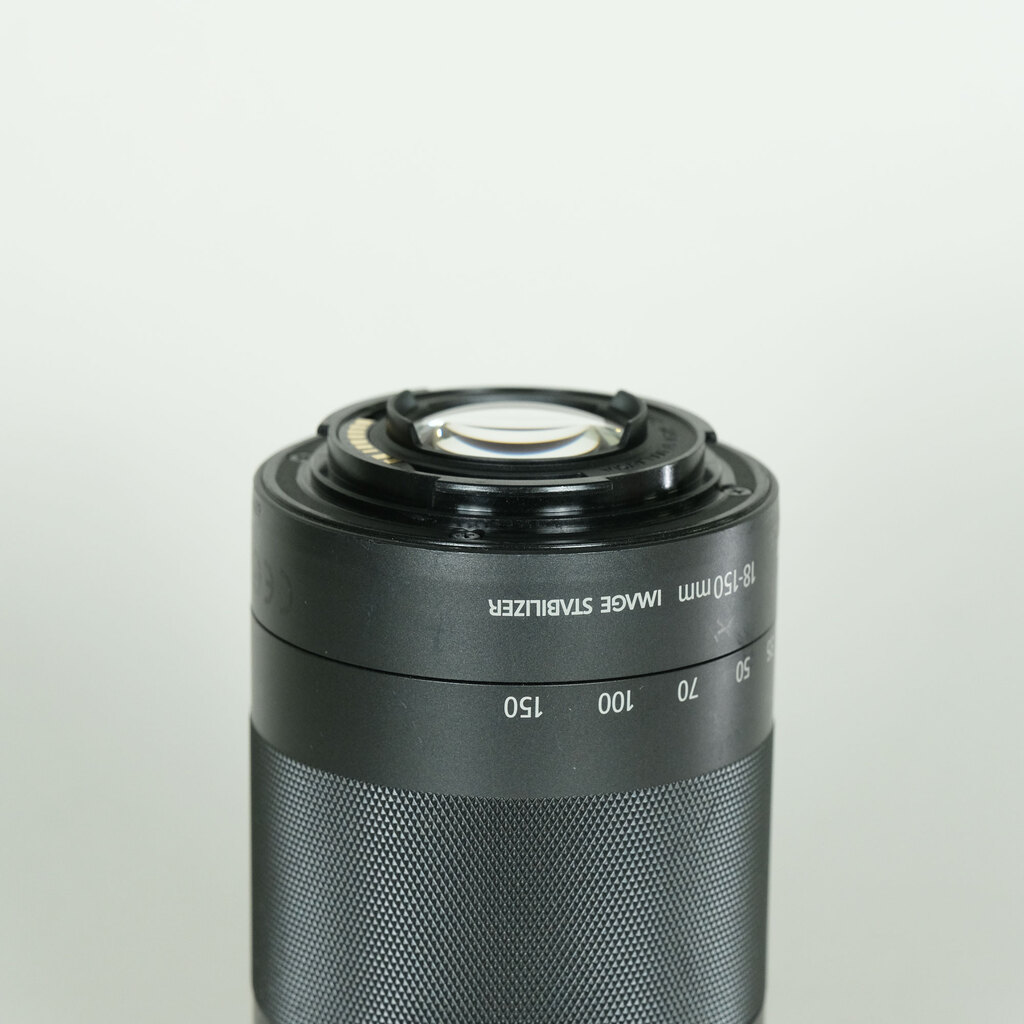 Canon EF-M18-150mm F3.5-6.3 IS STM