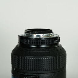 Nikon AF-S ED 28-70mm F2.8 D ブラック