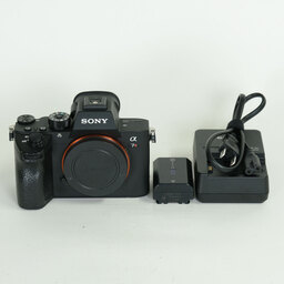 SONY α7R III（ILCE-7RM3）