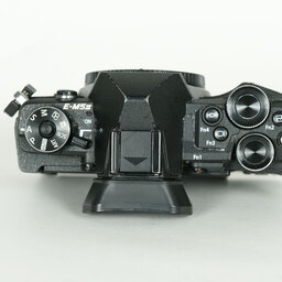 OLYMPUS OM-D E-M5 Mark II