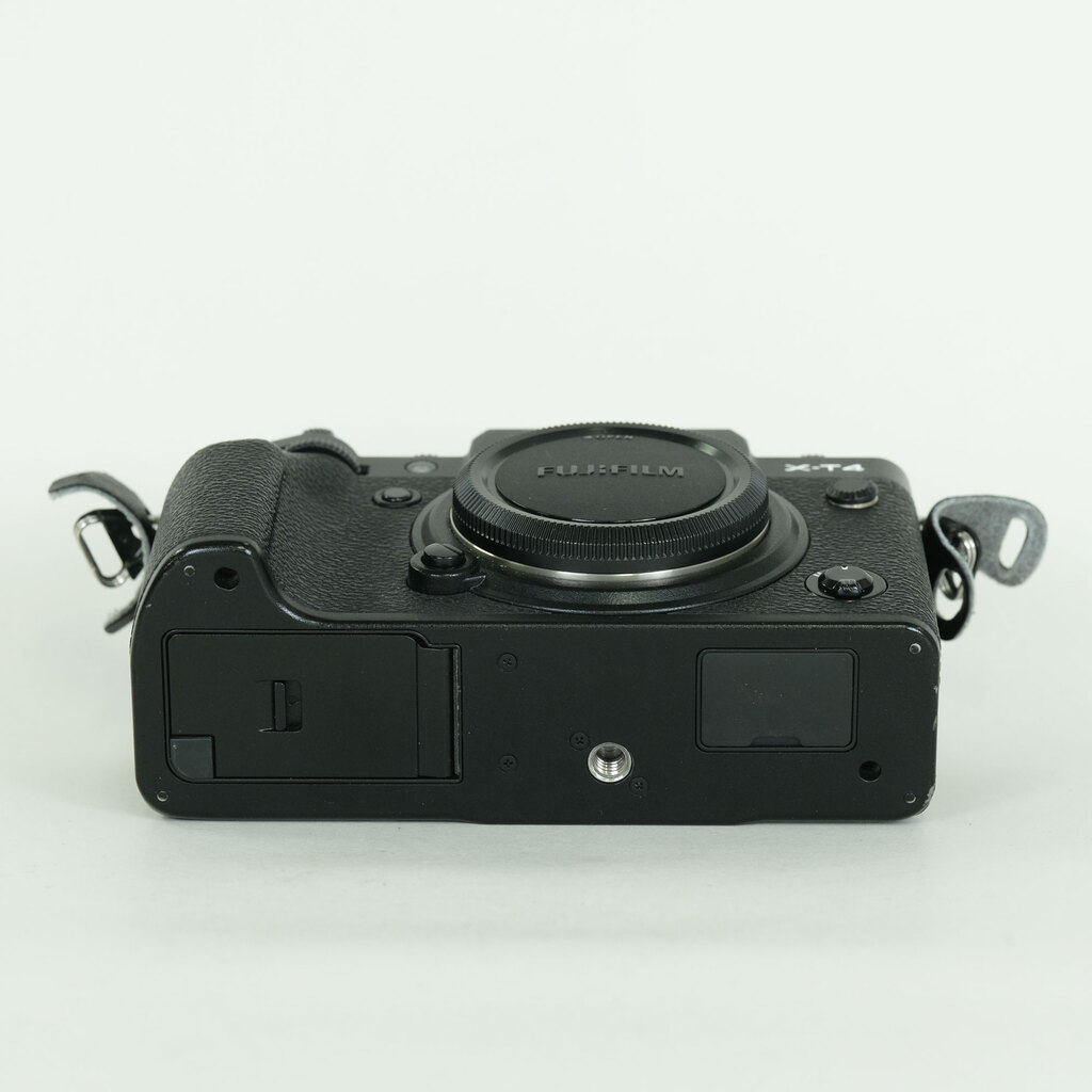 FUJIFILM X-T4