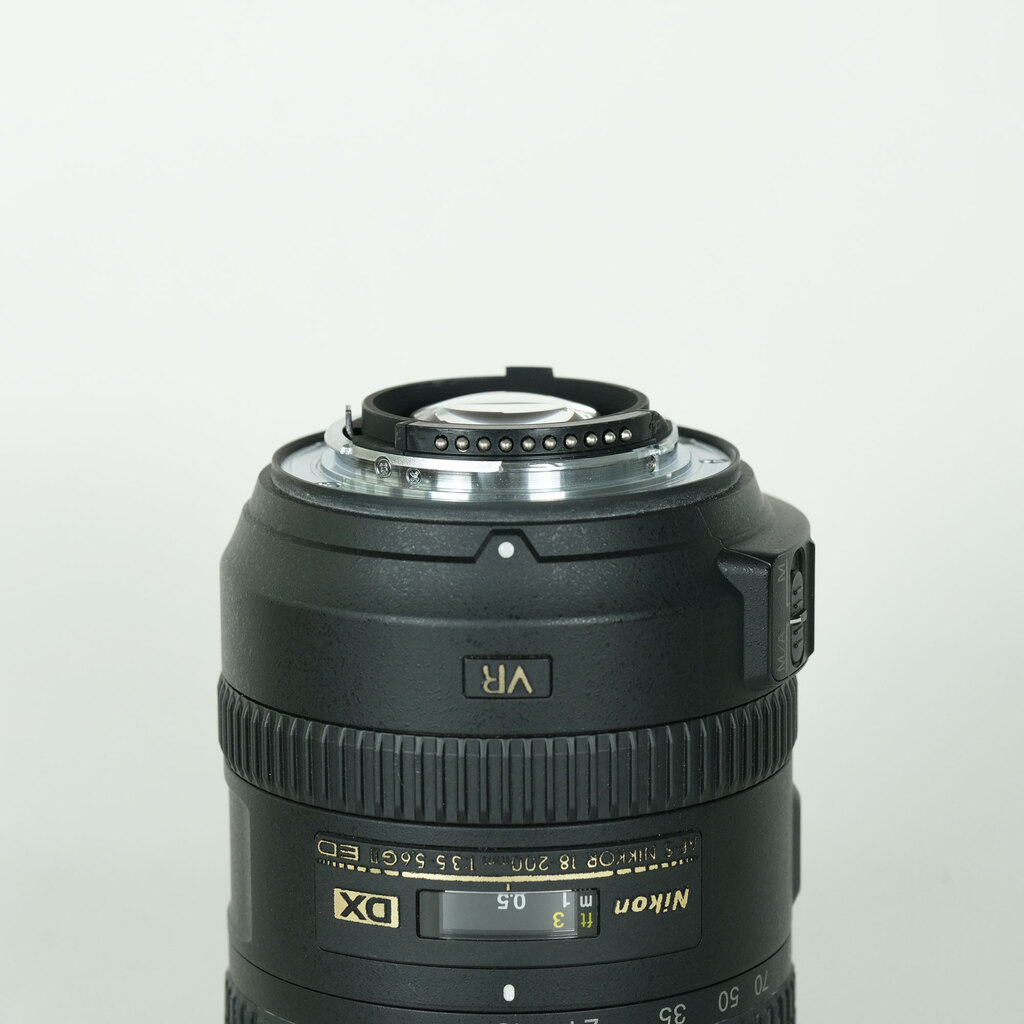 Nikon AF-S DX NIKKOR 18-200mm F3.5-5.6G ED VR IIの出品 | ONE SCENE