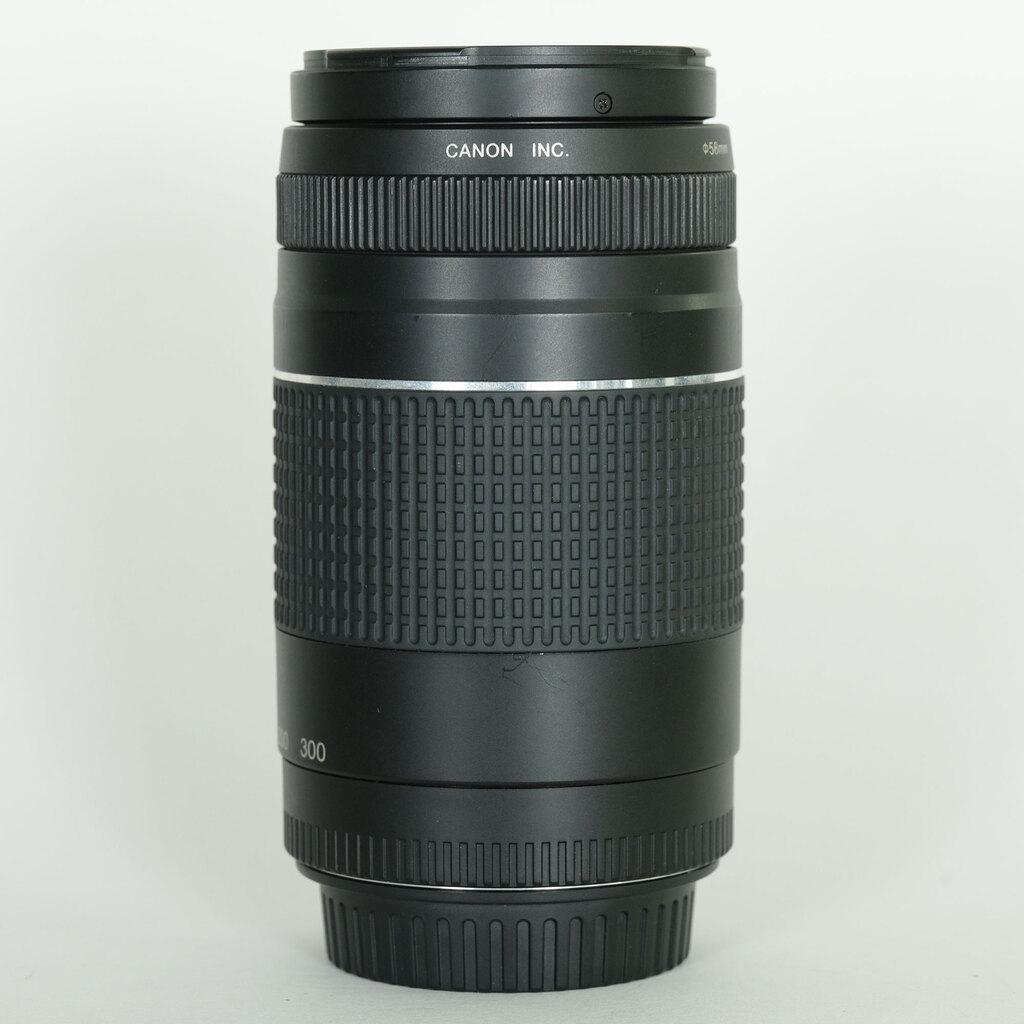 Canon EF75-300mm F4-5.6 III USM