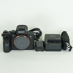 SONY α7 III（ILCE-7M3）