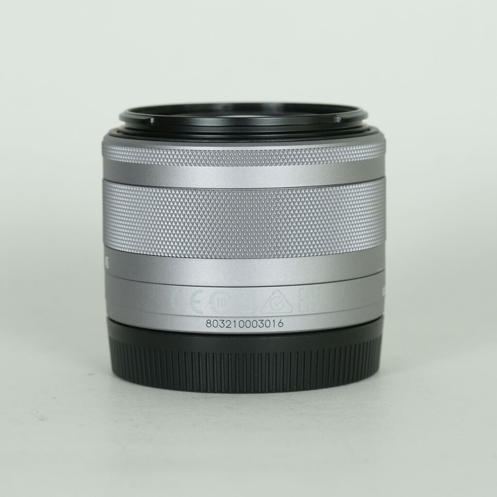 Canon EF-M15-45mm F3.5-6.3 IS STM