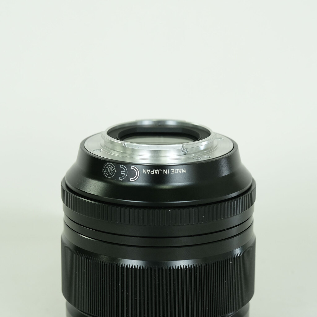 FUJIFILM XF56mmF1.2 R