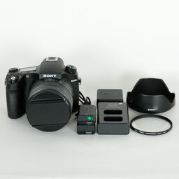 SONY Cyber-shot DSC-RX10M3
