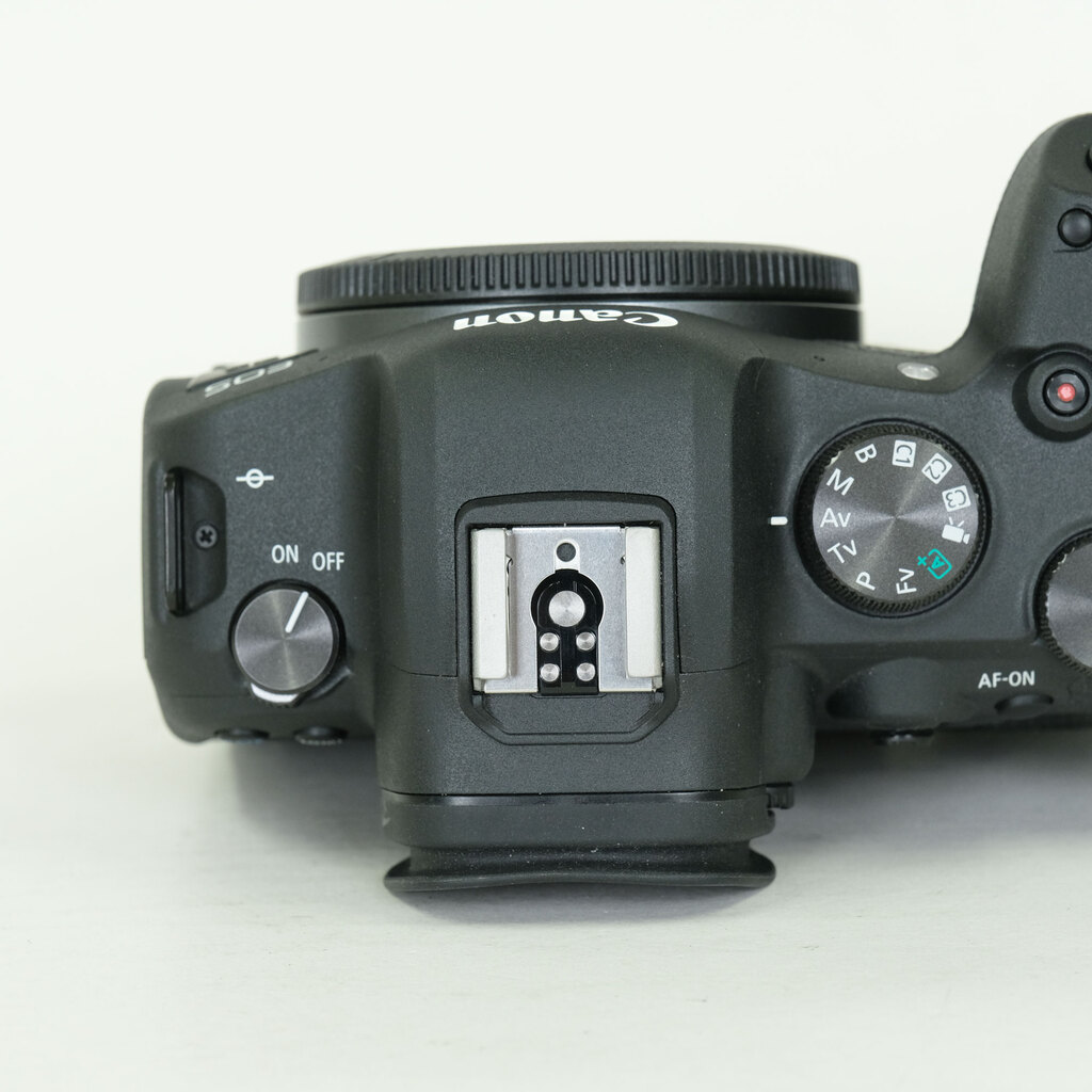 Canon EOS R6