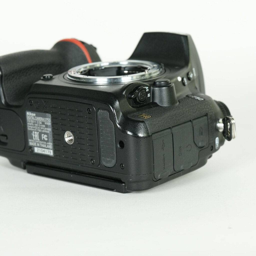 Nikon D750