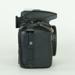 Nikon D5600