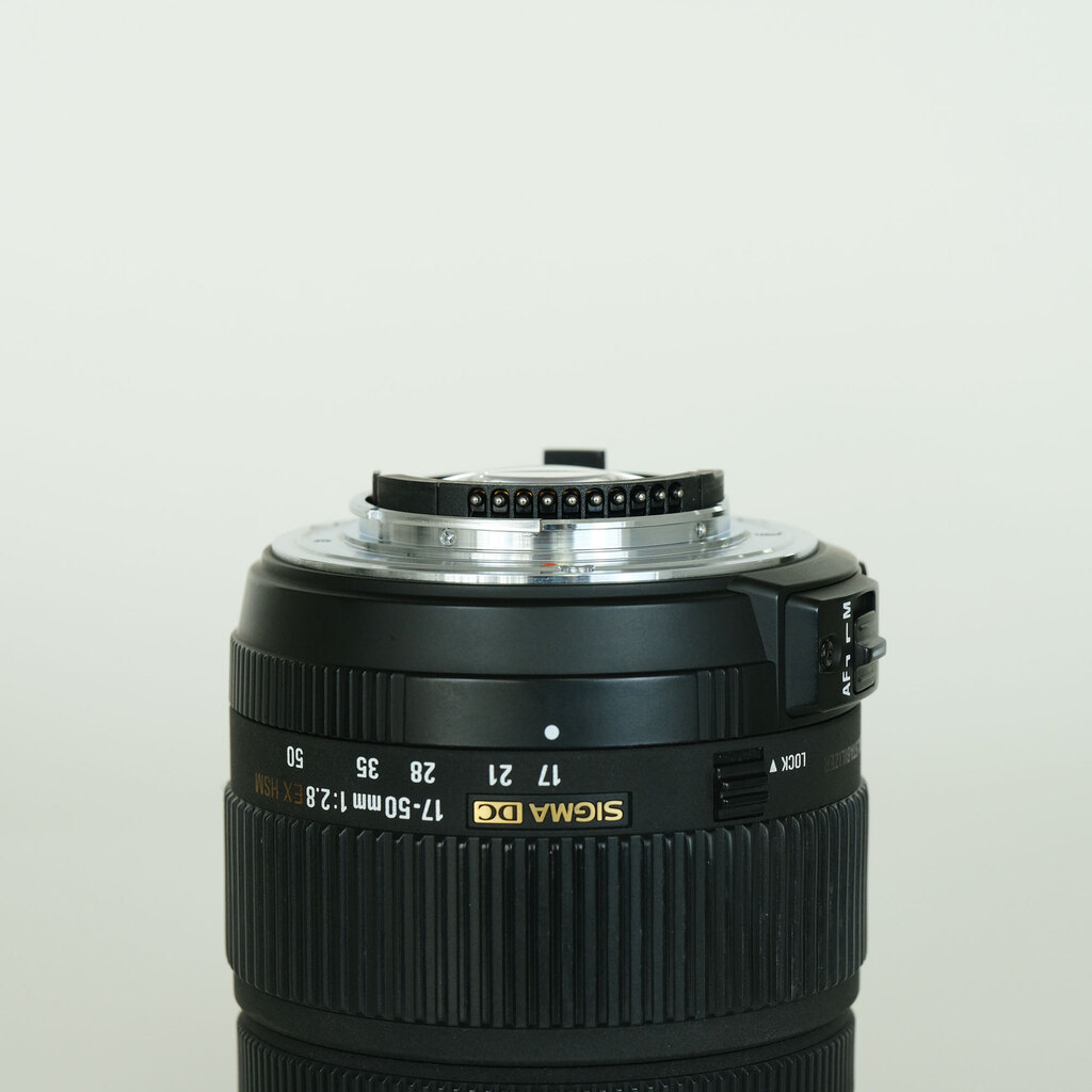 SIGMA 17-50mm F2.8 EX DC OS HSM (ニコンF用)