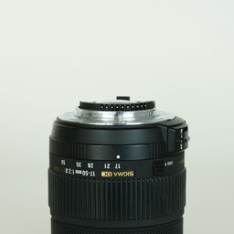 SIGMA 17-50mm F2.8 EX DC OS HSM (ニコンF用)