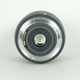 Canon EF-S18-135mm F3.5-5.6 IS USM
