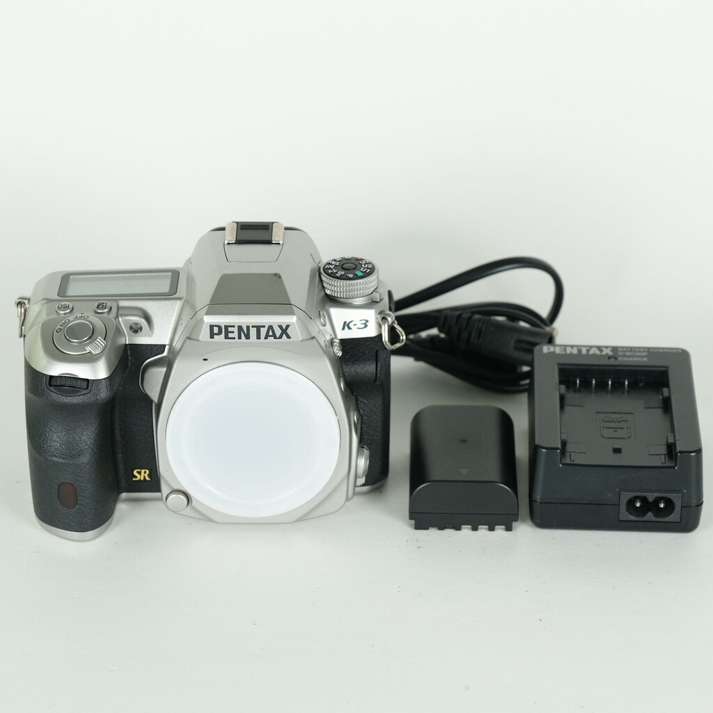 PENTAX K-3 PREMIUM SILVER EDITIONの出品 | ONE SCENE（ワンシーン）