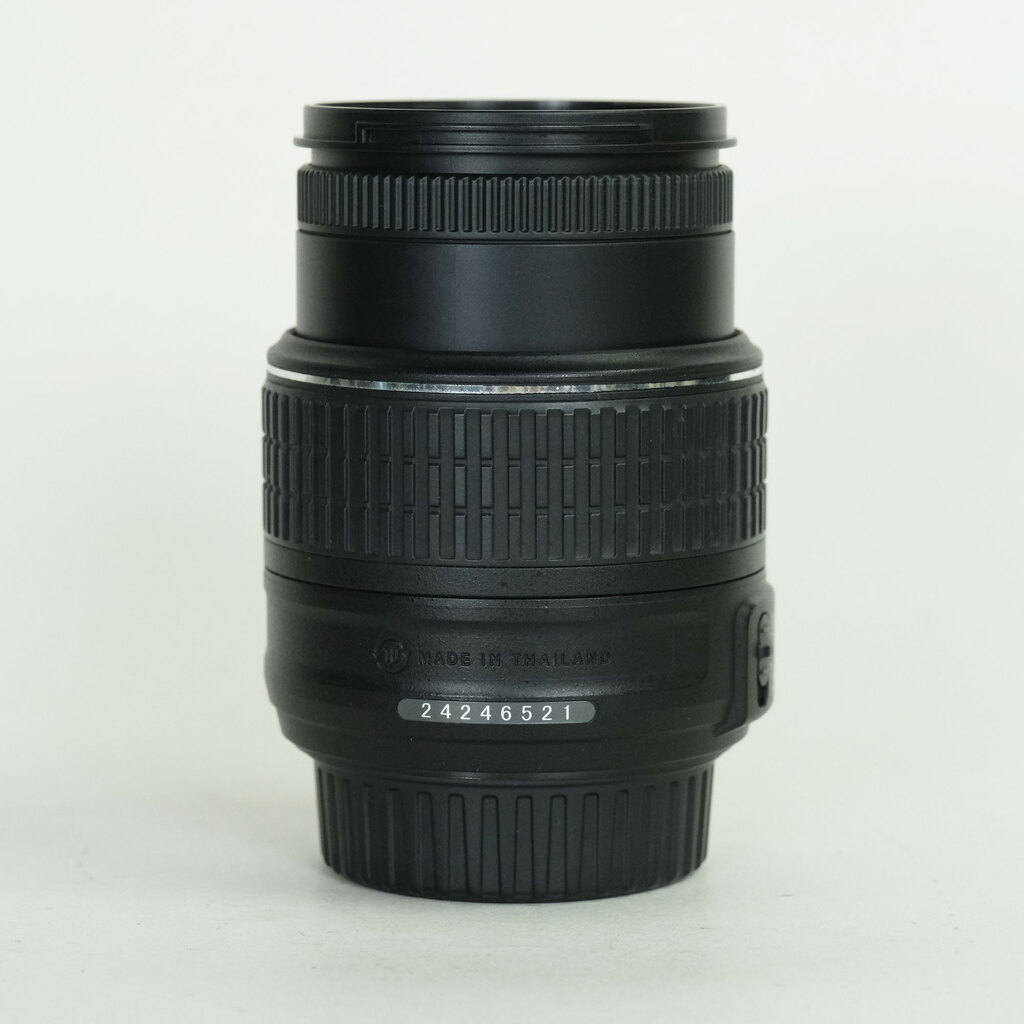 Nikon AF-S DX NIKKOR 18-55mm f3.5-5.6G VR II