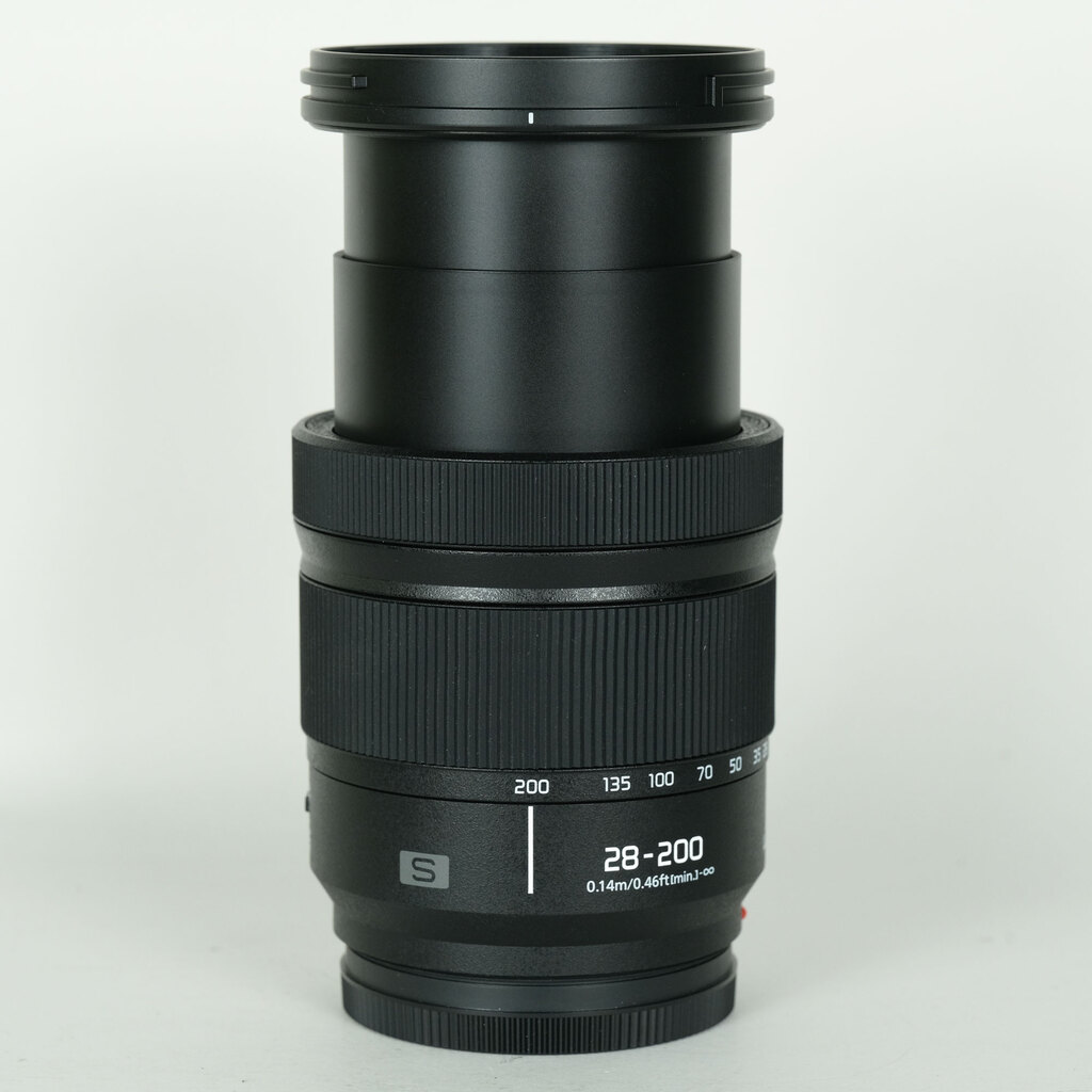 Panasonic LUMIX S 28-200mm F4-7.1 MACRO O.I.S.の出品 | ONE SCENE