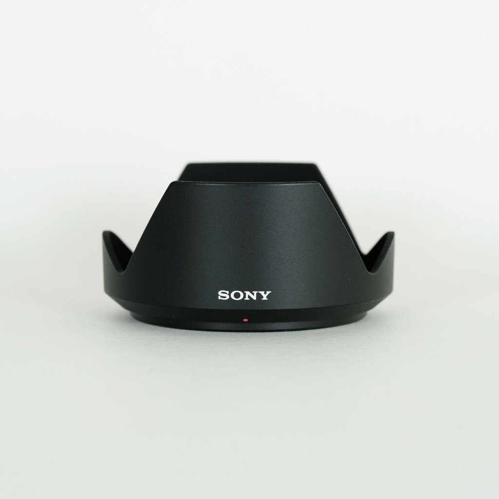 SONY Vario-Tessar T* E 16-70mm F4 ZA OSS SEL1670Z SONY Vario-Tessar T* E 16-70mm F4 ZA OSS SEL1670Z