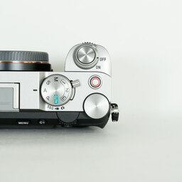 SONY α7C II（ILCE-7CM2）