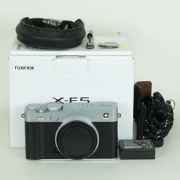 FUJIFILM X-E5