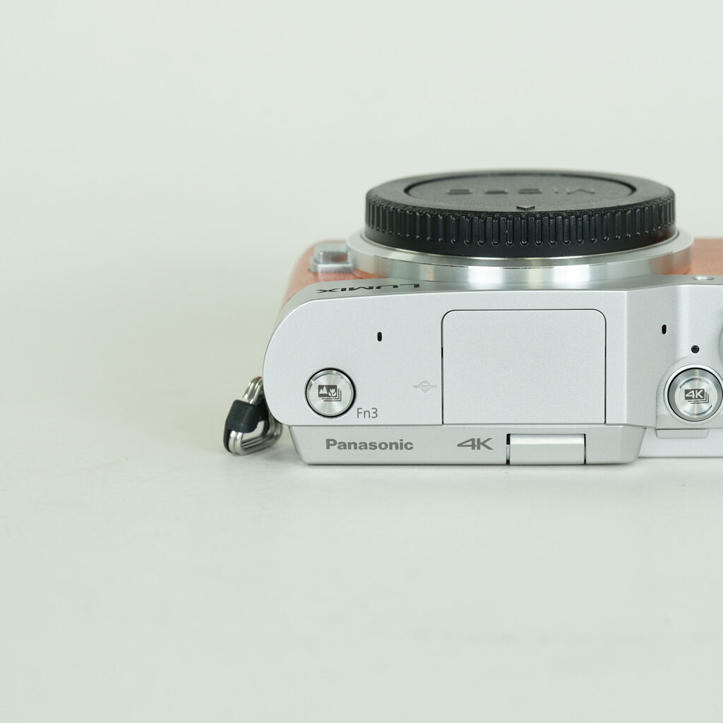 Panasonic LUMIX DC-GF10 ボディ オレンジ