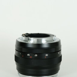 Carl Zeiss Planar T* 50mm F1.4 ZE [キヤノンEF用]