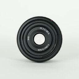 SONY FE 40mm F2.5 G SEL40F25G
