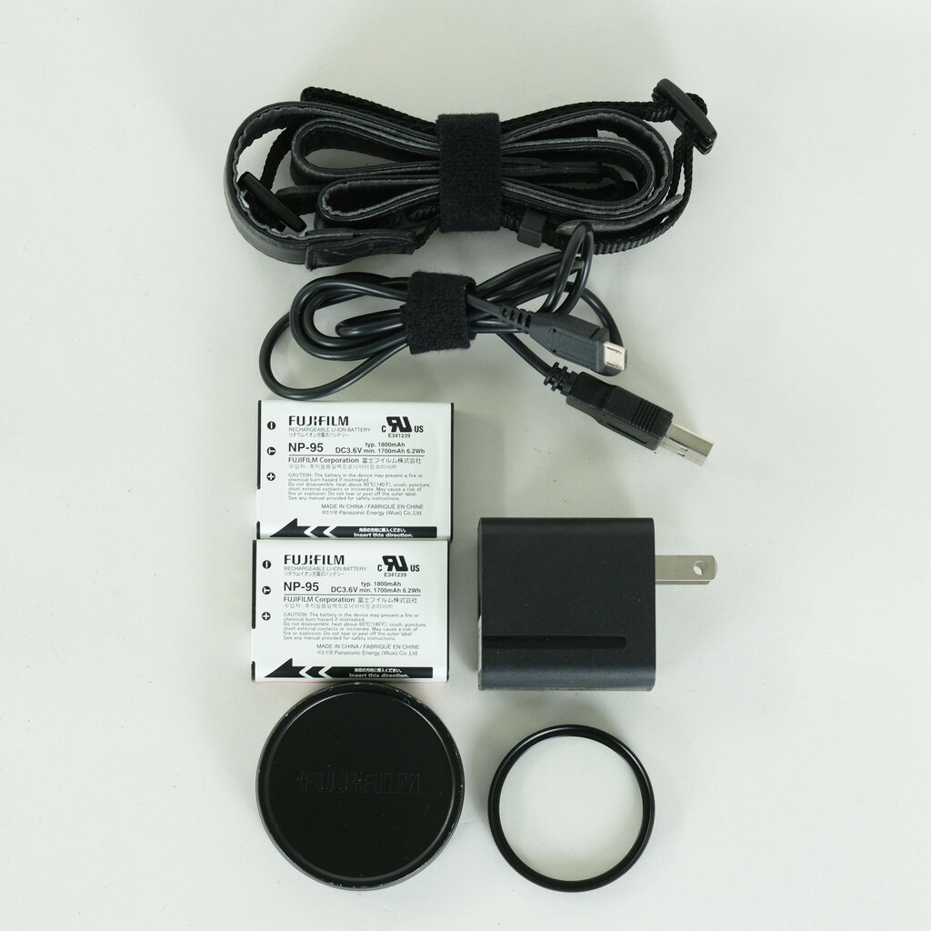 FUJIFILM X30 ブラック