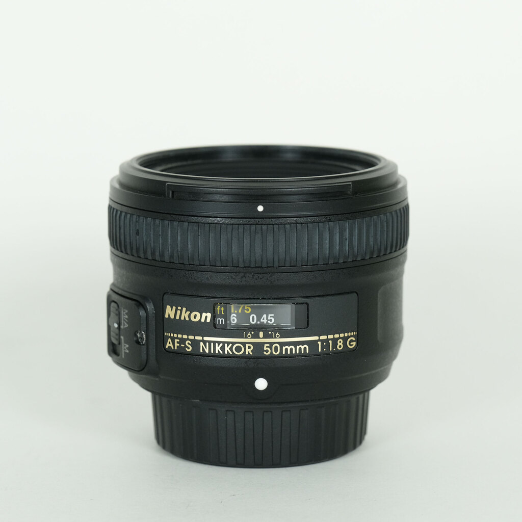 Nikon AF-S NIKKOR 50mm f/1.8G Nikon AF-S NIKKOR 50mm f/1.8G
