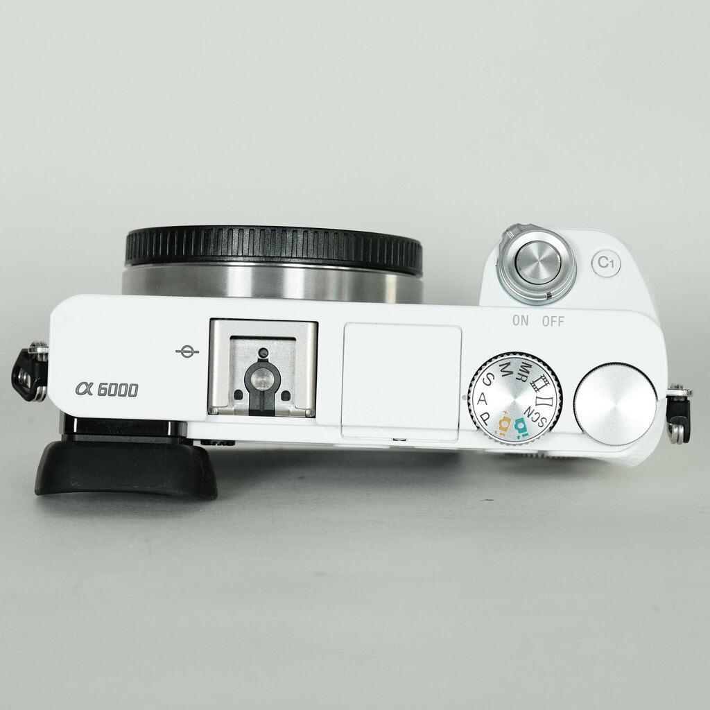 SONY α6000（ILCE-6000）