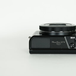 Canon PowerShot G7X Mark II