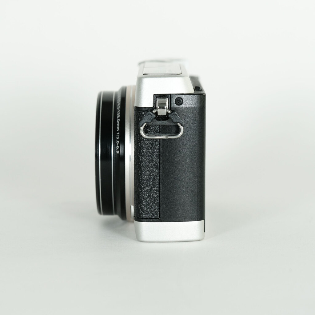 OLYMPUS STYLUS SH-1 SLV シルバー