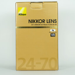 Nikon AF-S NIKKOR 24-70mm f/2.8E ED VR Nikon AF-S NIKKOR 24-70mm f/2.8E ED VR