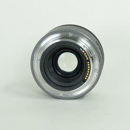 Canon RF50mm F1.8 STM Canon RF50mm F1.8 STM