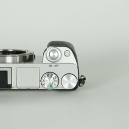 SONY α6000(ILCE-6000) SONY α6000(ILCE-6000)