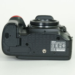 Nikon D7100