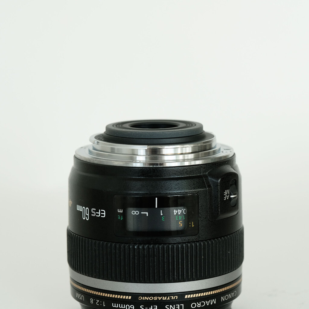 Canon EF-S60mm F2.8 マクロ USMの出品 | ONE SCENE（ワンシーン）