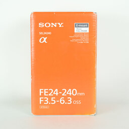 SONY FE 24-240mm F3.5-6.3 OSS SEL24240